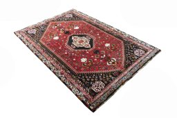 Close-up detail of 2000s Shiraz rug from Iran / Persia showing Wool weave
