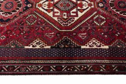 Close-up detail of 2000s Shiraz rug from Iran / Persia showing Wool weave