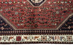 Close-up detail of 2000s Shiraz rug from Iran / Persia showing Wool weave