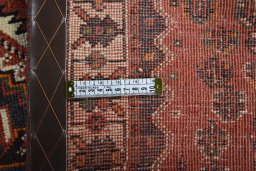 Close-up detail of 2000s Shiraz rug from Iran / Persia showing Wool weave