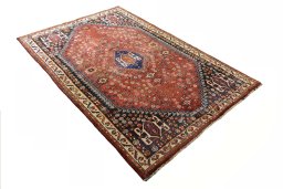 Close-up detail of 2000s Shiraz rug from Iran / Persia showing Wool weave