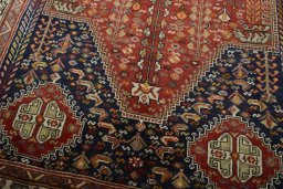 Close-up detail of 2000s Shiraz rug from Iran / Persia showing Wool weave