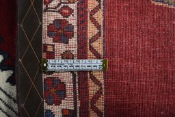 Close-up detail of 2000s Shiraz rug from Iran / Persia showing Wool weave