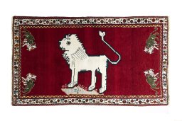 Full view of 2000s Shiraz rug from Iran / Persia, 210 × 120 cm in Red tones
