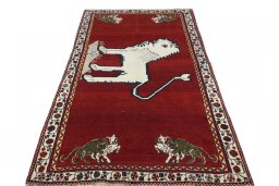 Surface texture of 2000s Shiraz rug with natural Wool and intricate pattern