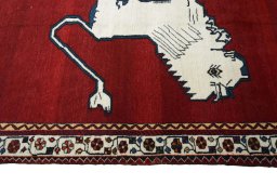 Close-up detail of 2000s Shiraz rug from Iran / Persia showing Wool weave