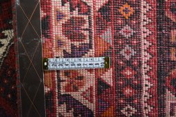 Close-up detail of 2000s Shiraz rug from Iran / Persia showing Wool weave