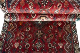 Full view of 2000s Shiraz rug from Iran / Persia, 285 × 93 cm in Red tones