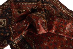 Close-up detail of 2000s Shiraz rug from Iran / Persia showing Wool weave