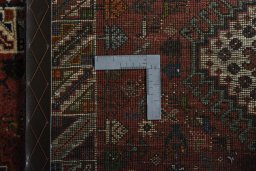 Close-up detail of 2000s Shiraz rug from Iran / Persia showing Wool weave