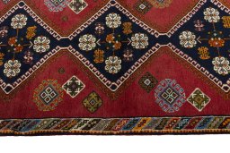 Close-up detail of 2000s Shiraz rug from Iran / Persia showing Wool weave