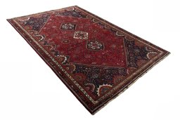 Close-up detail of 2000s Shiraz rug from Iran / Persia showing Wool weave