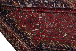Close-up detail of 1970s Shiraz rug from Iran / Persia showing Wool weave