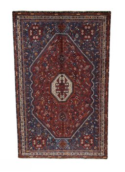 Full view of 1970s Shiraz rug from Iran / Persia, 282 × 180 cm in Red tones