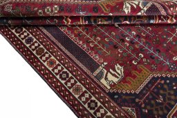 Close-up detail of 2000s Shiraz rug from Iran / Persia showing Wool weave