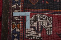 Close-up detail of 2000s Shiraz rug from Iran / Persia showing Wool weave