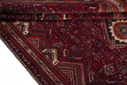 Close-up detail of 2000s Shiraz rug from Iran / Persia showing Wool weave