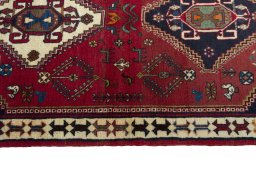 Close-up detail of 2000s Shiraz rug from Iran / Persia showing Wool weave
