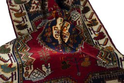 Close-up detail of 2000s Shiraz rug from Iran / Persia showing Wool weave