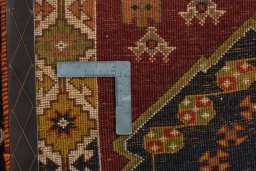 Close-up detail of 2000s Shiraz rug from Iran / Persia showing Wool weave