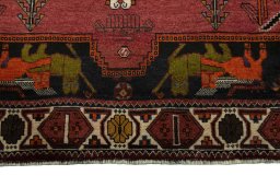 Central medallion detail of 2000s Shiraz rug from Iran / Persia