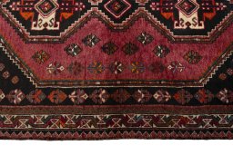 Close-up detail of 2000s Shiraz rug from Iran / Persia showing Wool weave