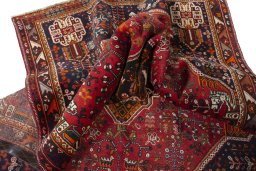 Close-up detail of 2000s Shiraz rug from Iran / Persia showing Wool weave