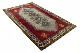 Close-up detail of 2000s Shiraz rug from Iran / Persia showing Wool weave