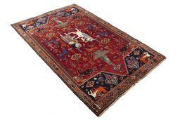 Close-up detail of 2000s Shiraz rug from Iran / Persia showing Wool weave