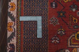 Close-up detail of 2000s Shiraz rug from Iran / Persia showing Wool weave