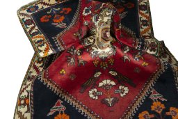 Close-up detail of 2000s Shiraz rug from Iran / Persia showing Wool weave