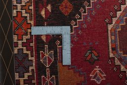 Close-up detail of 2000s Shiraz rug from Iran / Persia showing Wool weave