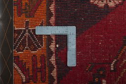 Close-up detail of 2000s Shiraz rug from Iran / Persia showing Wool weave