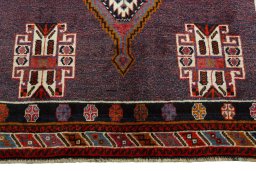 Central medallion detail of 1970s Shiraz rug from Iran / Persia