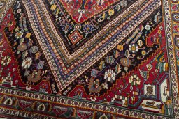 Close-up detail of 1970s Shiraz rug from Iran / Persia showing Wool weave