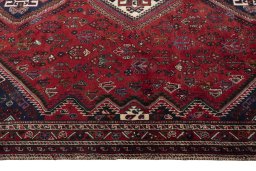 Close-up detail of 2000s Shiraz rug from Iran / Persia showing Wool weave
