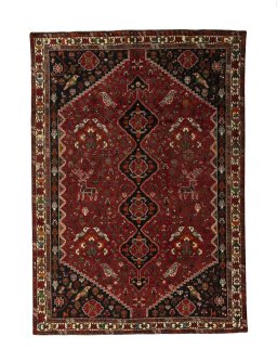 Full view of 1970s Shiraz rug from Iran / Persia, 315 × 222 cm in Red tones