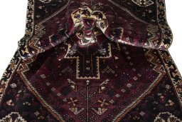 Close-up detail of 2000s Shiraz rug from Iran / Persia showing Wool weave