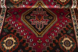 Full view of 2000s Shiraz rug from Iran / Persia, 158 × 118 cm in Red tones