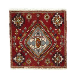 Full view of 2000s Shiraz rug from Iran / Persia, 56 × 55 cm in Red tones