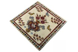 Corner detail of 2000s Shiraz rug showing border pattern and Wool pile