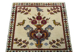 Surface texture of 2000s Shiraz rug with natural Wool and intricate pattern