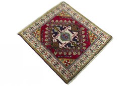 Close-up detail of 2000s Shiraz rug from Iran / Persia showing Wool weave