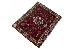 Close-up detail of 2000s Shiraz rug from Iran / Persia showing Wool weave