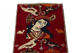 Surface texture of 2000s Shiraz rug with natural Wool and intricate pattern