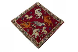 Corner detail of 2000s Shiraz rug showing border pattern and Wool pile