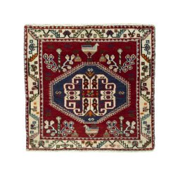 Full view of 2000s Shiraz rug from Iran / Persia, 60 × 63 cm in Red tones