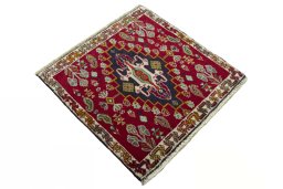 Close-up detail of 2000s Shiraz rug from Iran / Persia showing Wool weave