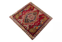 Corner detail of 2000s Shiraz rug showing border pattern and Wool pile