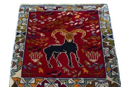 Surface texture of 2000s Shiraz rug with natural Wool and intricate pattern